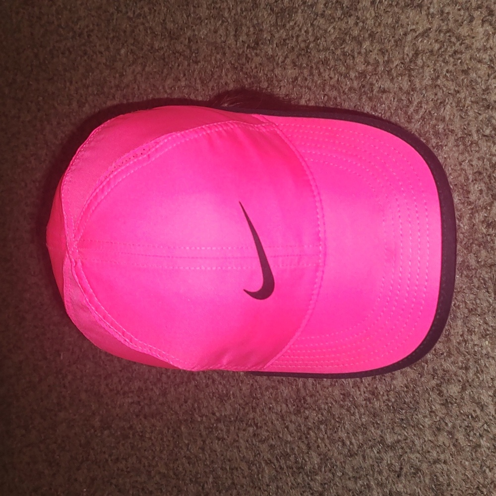 Nike Featherlight Dri-Fit Mesh Strap-on Pink-Black Hat Cap OS